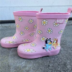 Pink bluey rain boots size 5c/6c